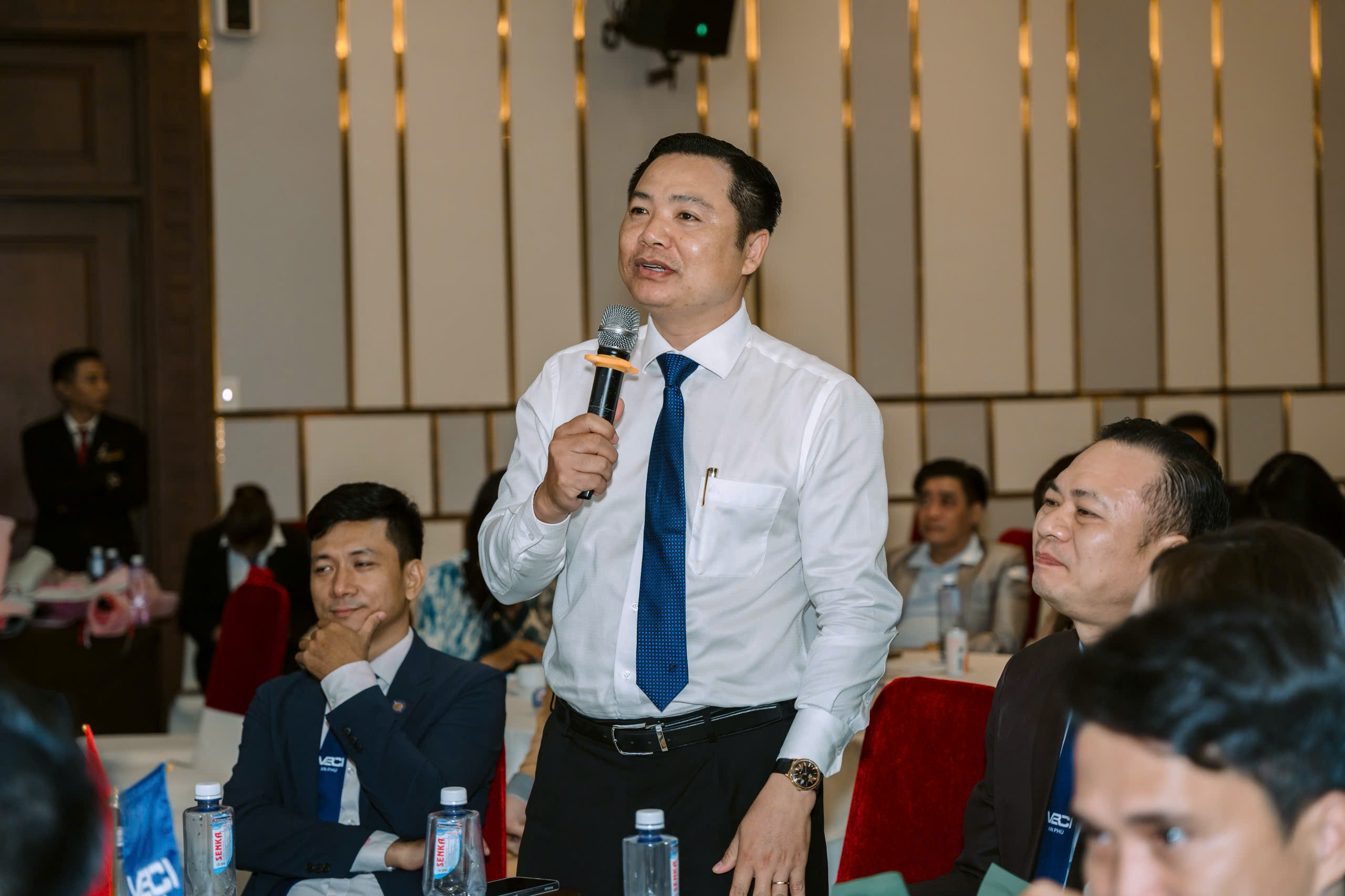 Hội thảo chuyên ngành 10