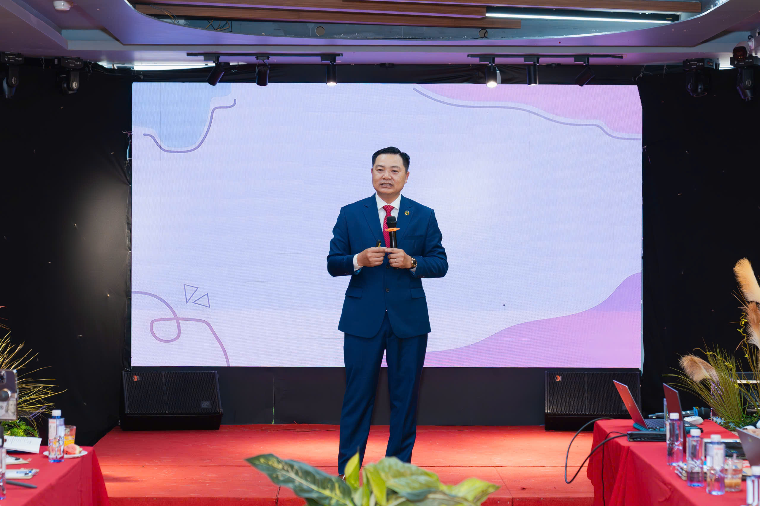 Sự kiện 4