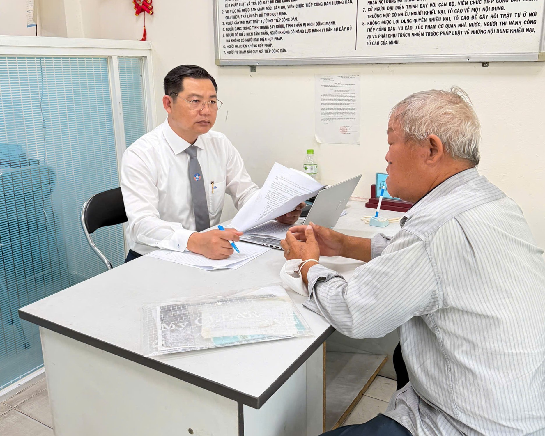Tư vấn 3