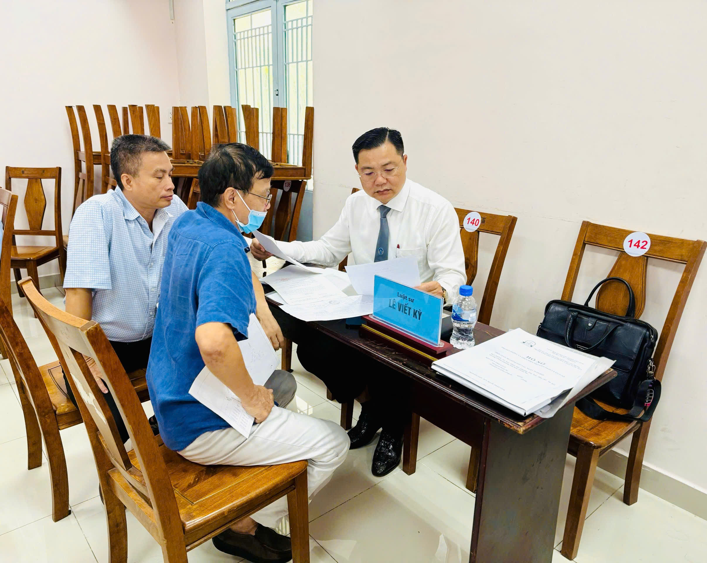 Tư vấn 6
